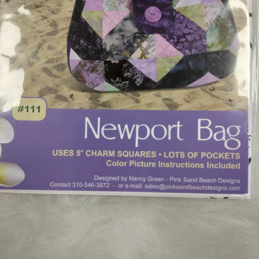 Pink Sand Beach Designs: Newport Bag